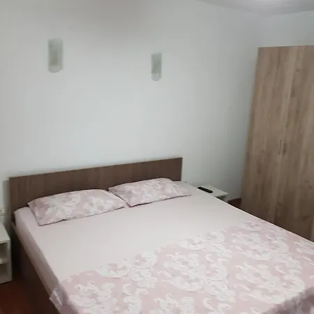 Casa Andreea 홈스테이